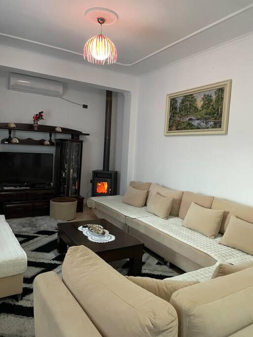 Comfortable And Luxurious Appartement Kamez